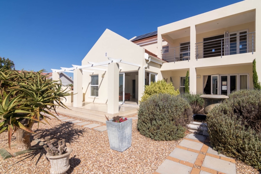 3 Bedroom Property for Sale in Laaiplek Western Cape